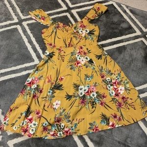 Xhilaration Dresses - Yellow floral hawaiian summer mini dress Xhilaration Dresses - Yellow floral hawaiian summer mini dress